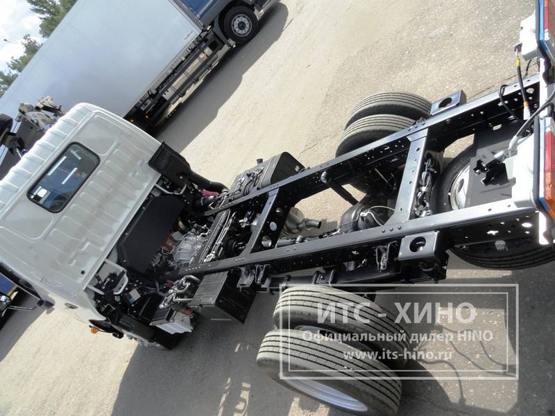Фото автомобиля HINO 300 Серия шасси